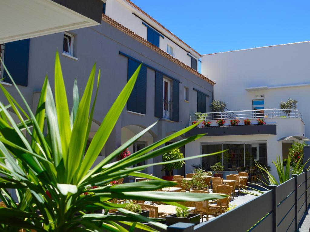 Hotel Les Acacias Le Grau-du-Roi Exterior photo
